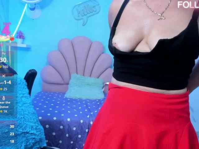 noelia-milf19 webcam