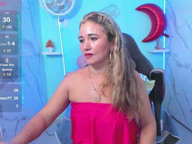 noelia-milf19 webcam