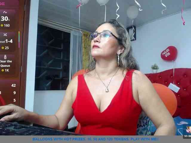 noelia-milf19 Live Webcam on BongaCams