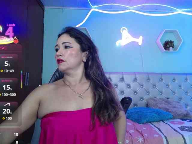 noelia-milf19 webcam