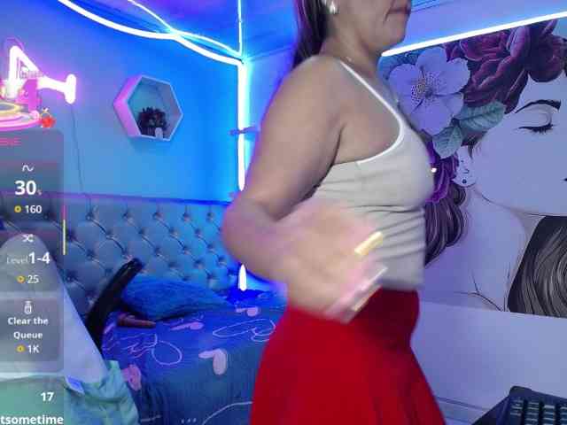 noelia-milf19 webcam