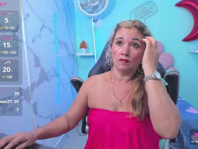 noelia-milf19 webcam