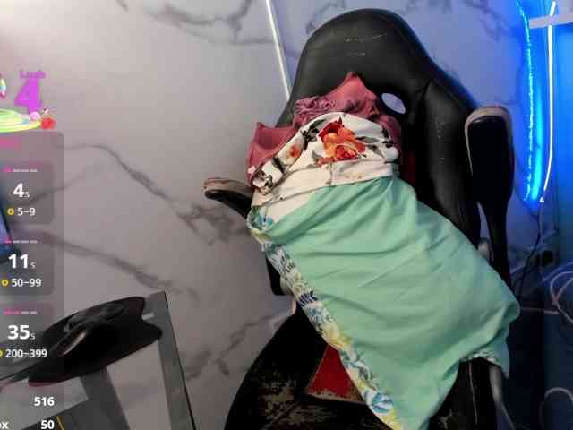 noelia-milf19 webcam