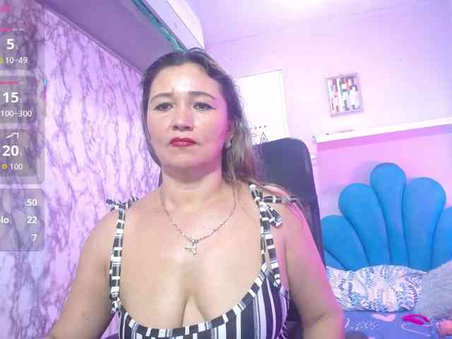 noelia-milf19 webcam