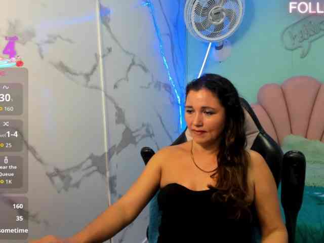 noelia-milf19 webcam