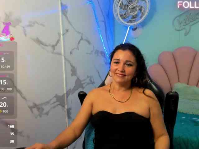 noelia-milf19 webcam