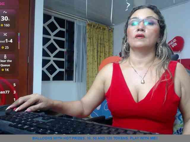 noelia-milf19 Live Webcam on BongaCams