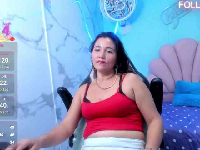 noelia-milf19 webcam
