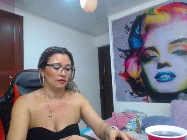noelia-milf19