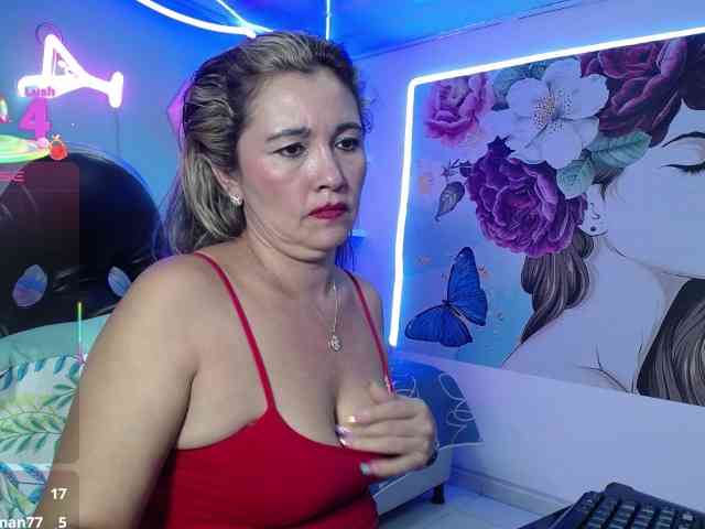 noelia-milf19 webcam