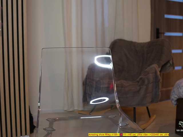 heySiry's BongaCams show and profile