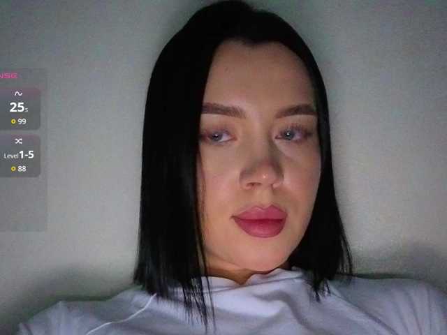 AmeliaSonk's BongaCams show and profile