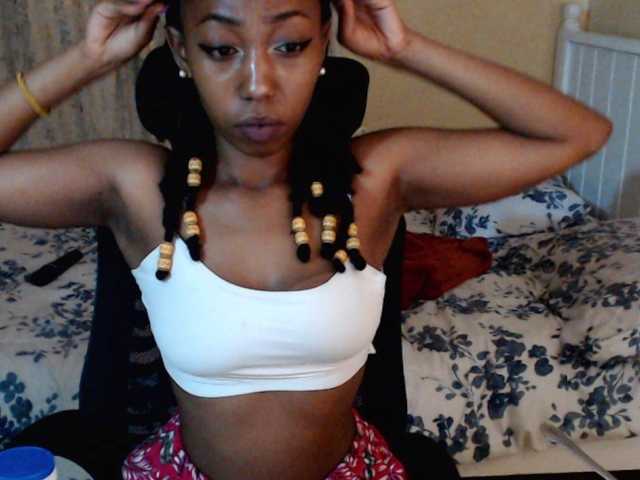 Mariewana's BongaCams show and profile