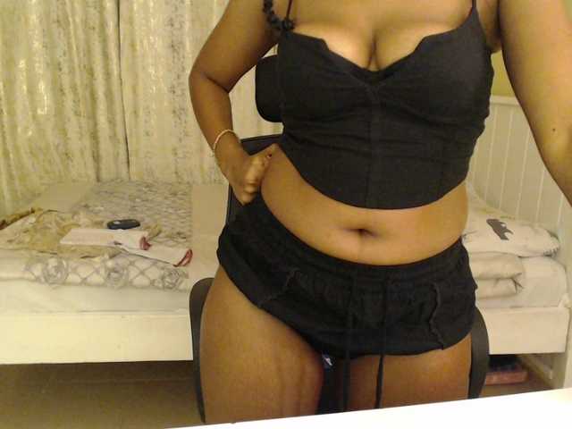 Mariewana's BongaCams show and profile