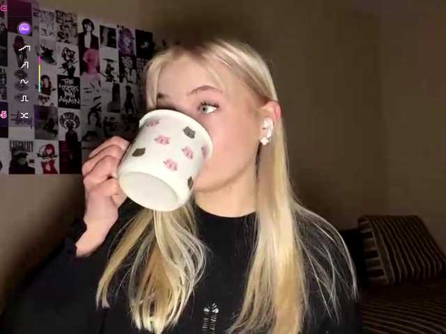 KaronVondielingen's BongaCams show and profile