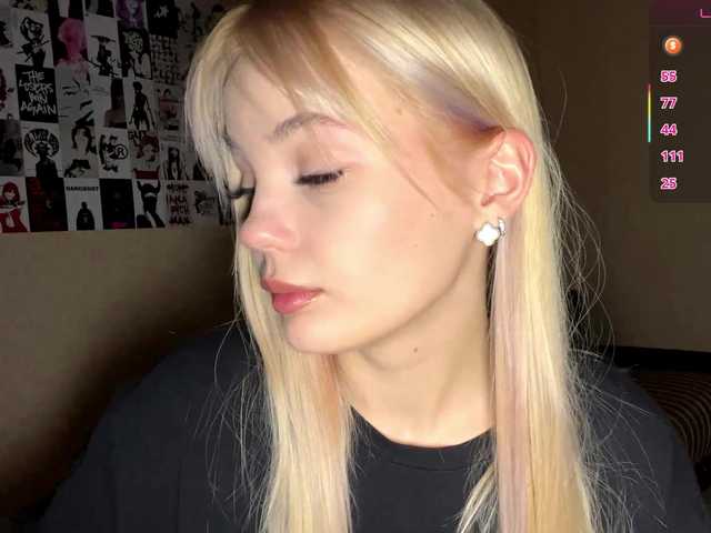 KaronVondielingen's BongaCams show and profile