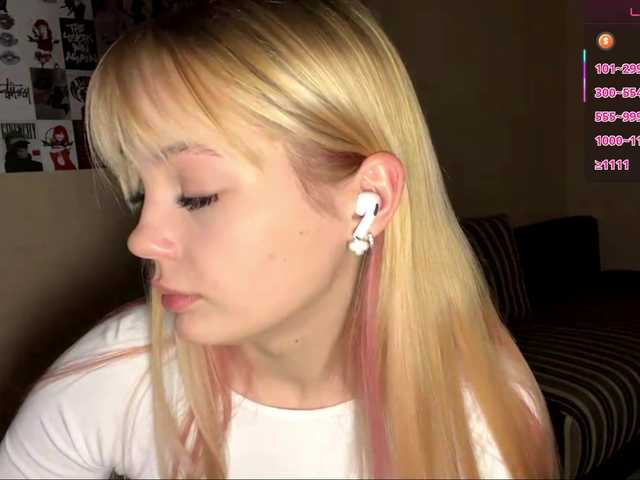 KaronVondielingen's BongaCams show and profile