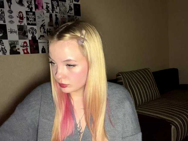 KaronVondielingen's BongaCams show and profile