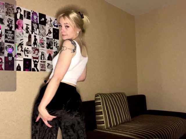 KaronVondielingen's BongaCams show and profile