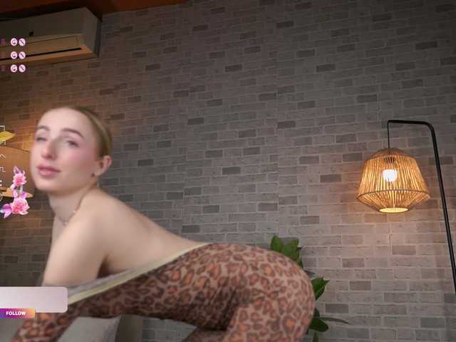 babyyyluna's BongaCams show and profile