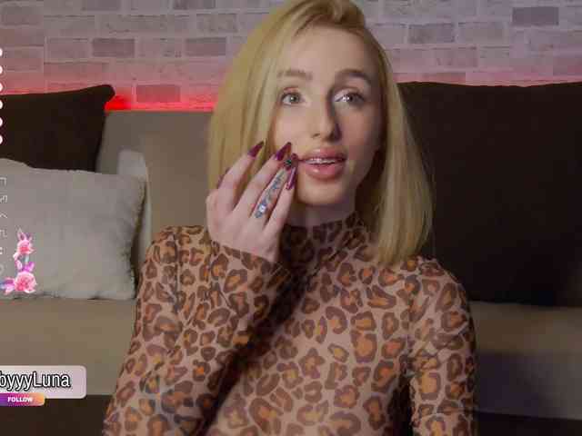 babyyyluna webcam