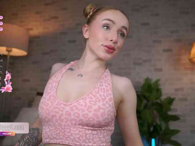 babyyyluna webcam