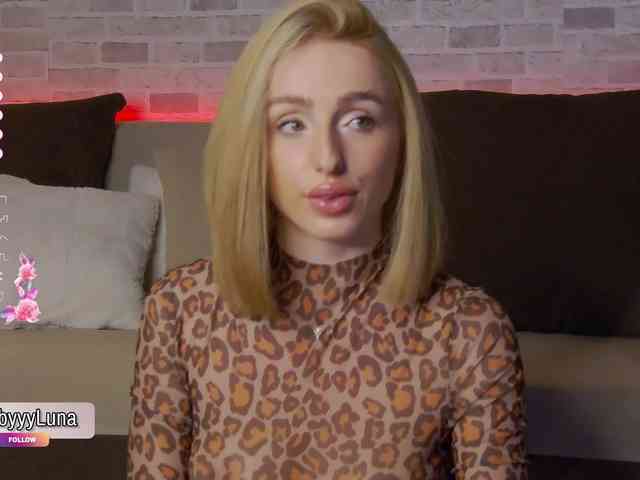 babyyyluna webcam