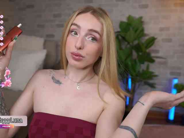 babyyyluna Live Webcam on BongaCams