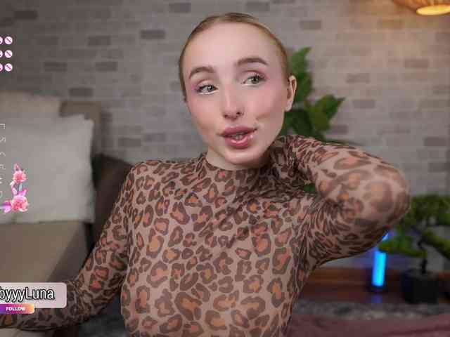 babyyyluna webcam