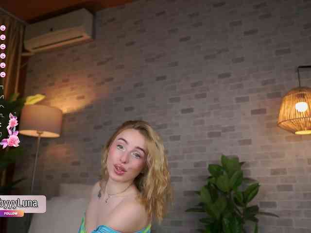 babyyyluna webcam