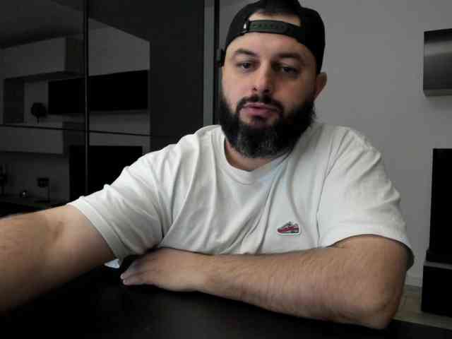 DravenPeak Live Webcam on BongaCams