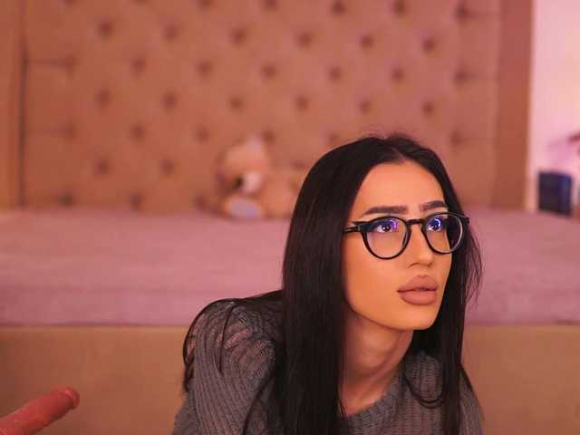 ChloeObril's BongaCams show and profile