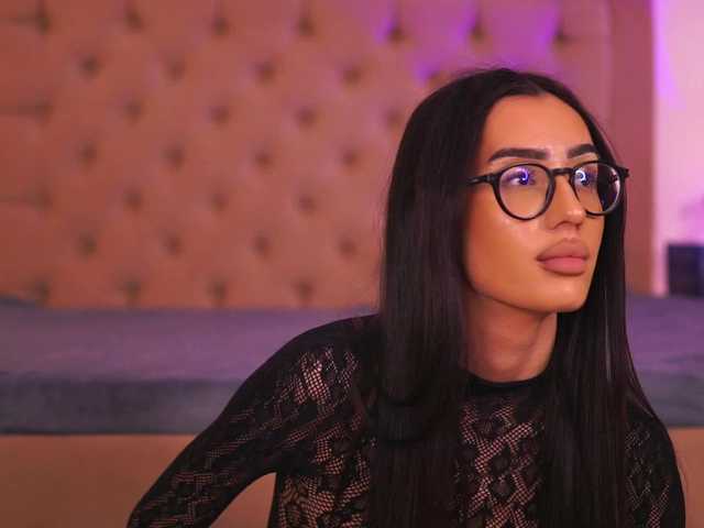 ChloeObril's BongaCams show and profile