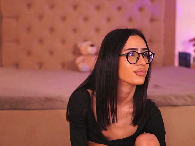 ChloeObril's BongaCams show and profile