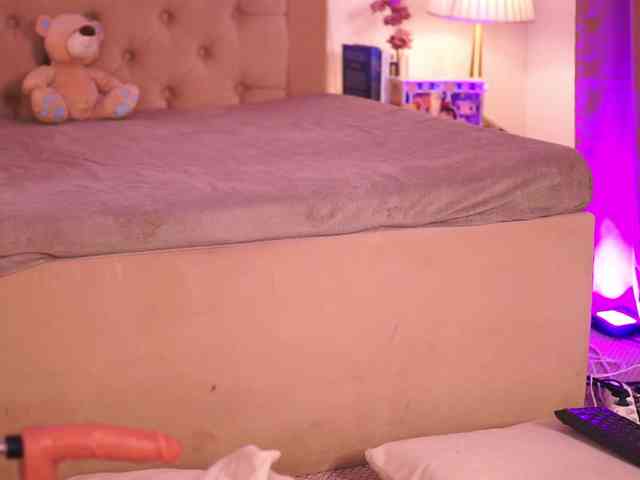 ChloeObril Live Webcam on BongaCams