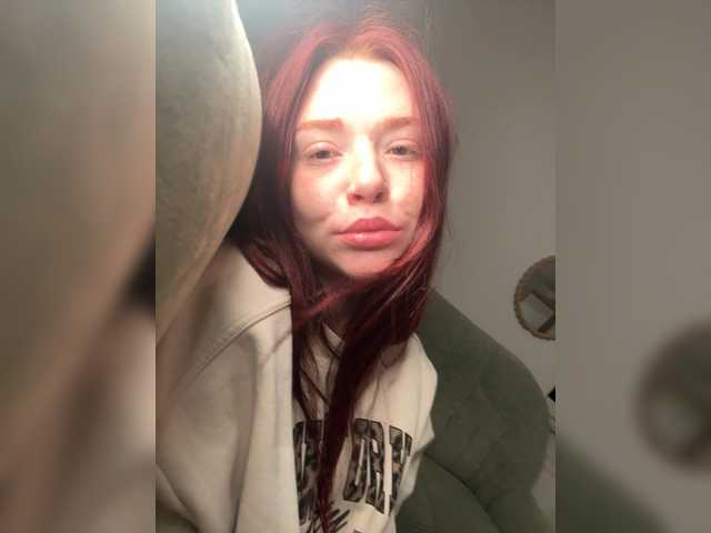 Littleslave1's BongaCams show and profile