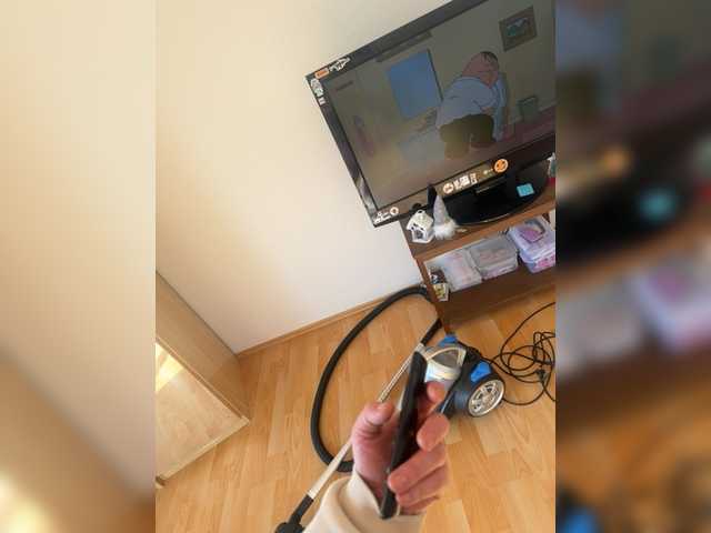 Littleslave1's BongaCams show and profile