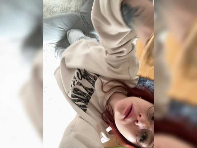 Littleslave1's BongaCams show and profile