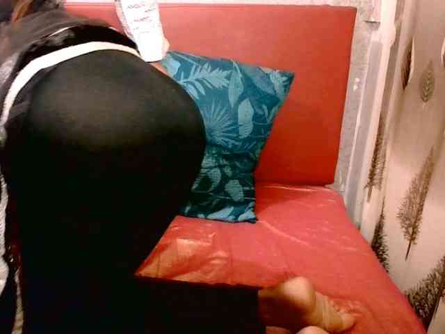 IndianpreetiXXX webcam