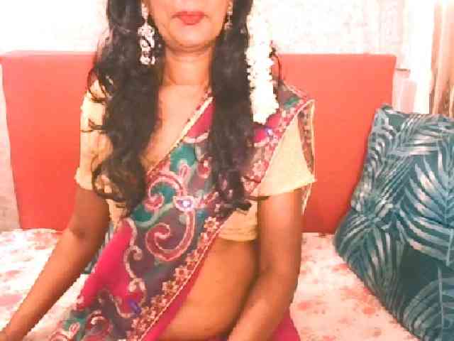 IndianpreetiXXX webcam