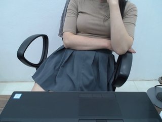 Lady-Young Porn Show