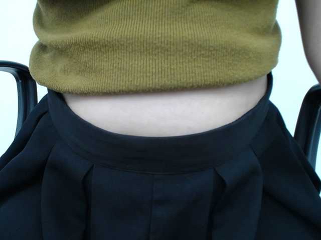 Lady-Young's BongaCams show and profile