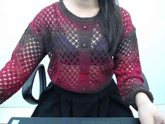Lady-Young webcam