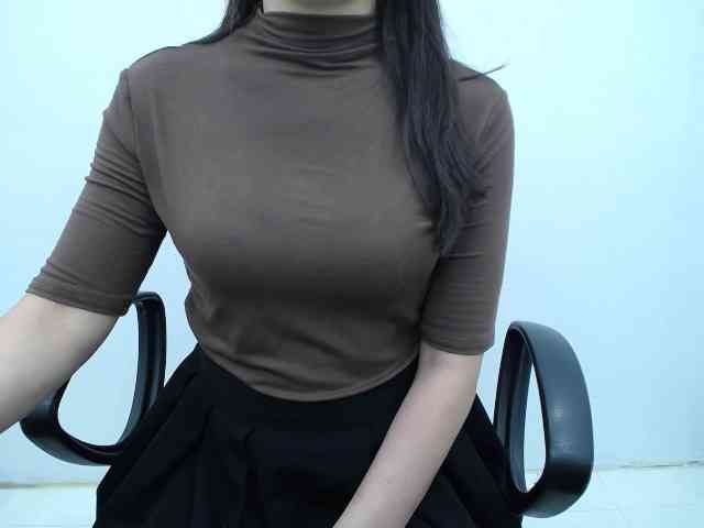 Lady-Young Live Webcam on BongaCams