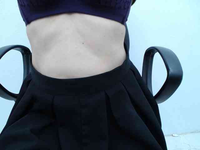 Lady-Young webcam