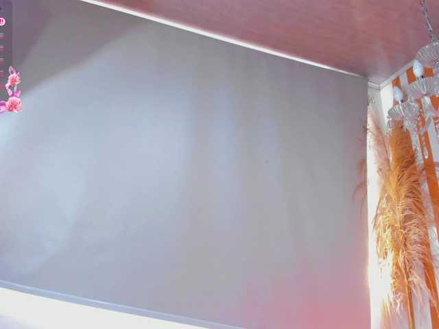 LunaToledo's BongaCams show and profile