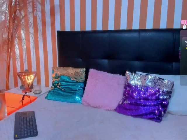  LunaToledo chat room