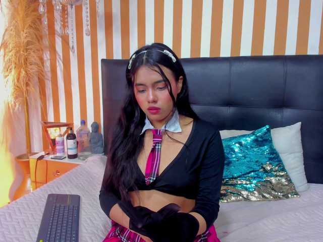 LunaToledo's BongaCams show and profile