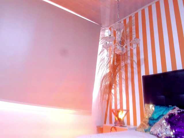 LunaToledo from BongaCams