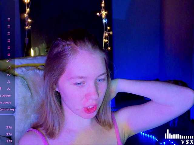 Vita-min-4ik from BongaCams